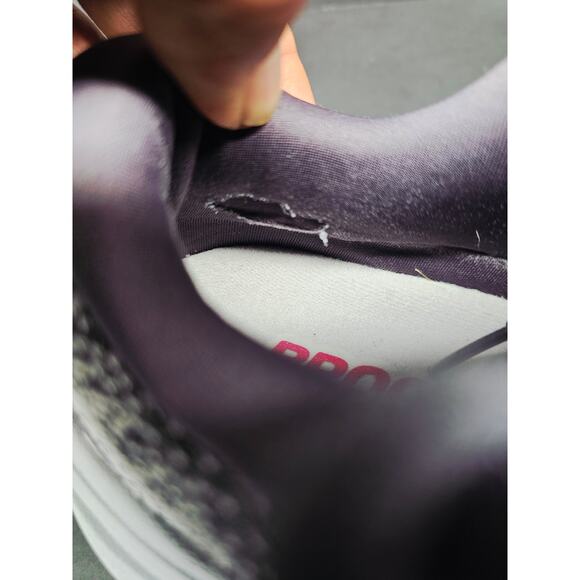 Brooks Women 8.5 Comfy footwear - Picture 6 of 10